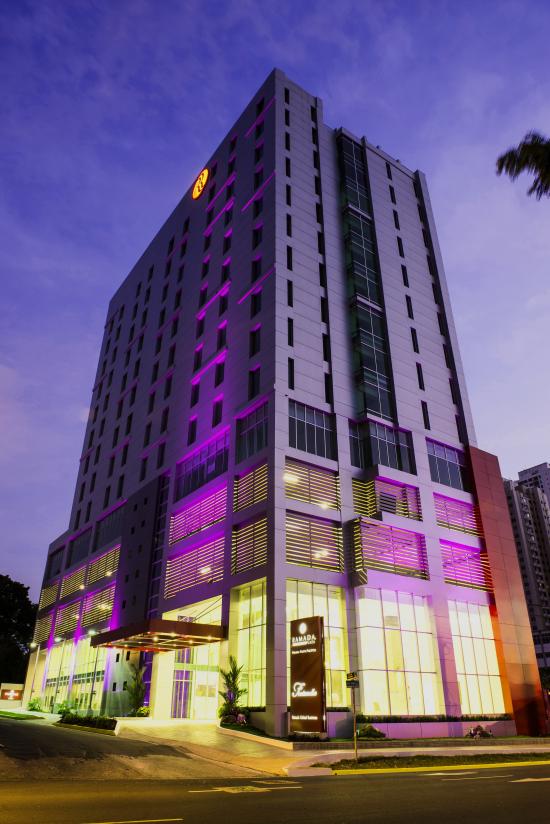 Hotel Ramada Punta Pacífica